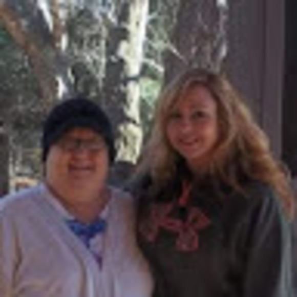 Meet your Posher, Christy - Picture 1 of 1